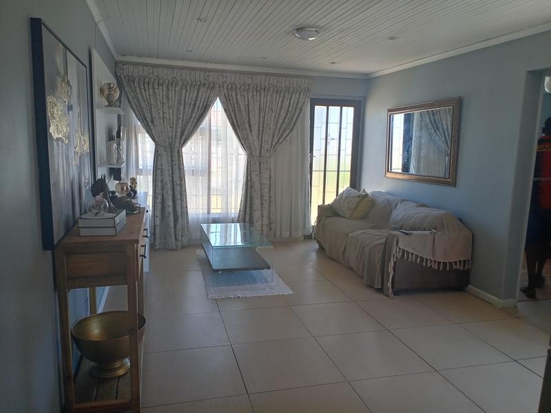 4 Bedroom Property for Sale in Forest Heights Western Cape
